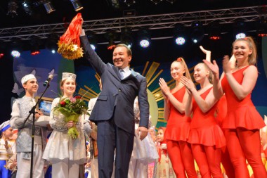 Ильдар Халиков на фестивале "Созвездие-Йолдызлык"-2015 Новости (№ 16 2015 г.)