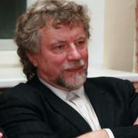 Виктор Аксючиц Русский маятник
