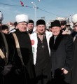(слева направо) Равиль Гайнутдин, Рамзан Кадыров, Фарит Фарисов Митинг в Грозном